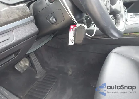 2015 BMW 740Li из США, поврежденный, VIN WBAYE4C51FD946965